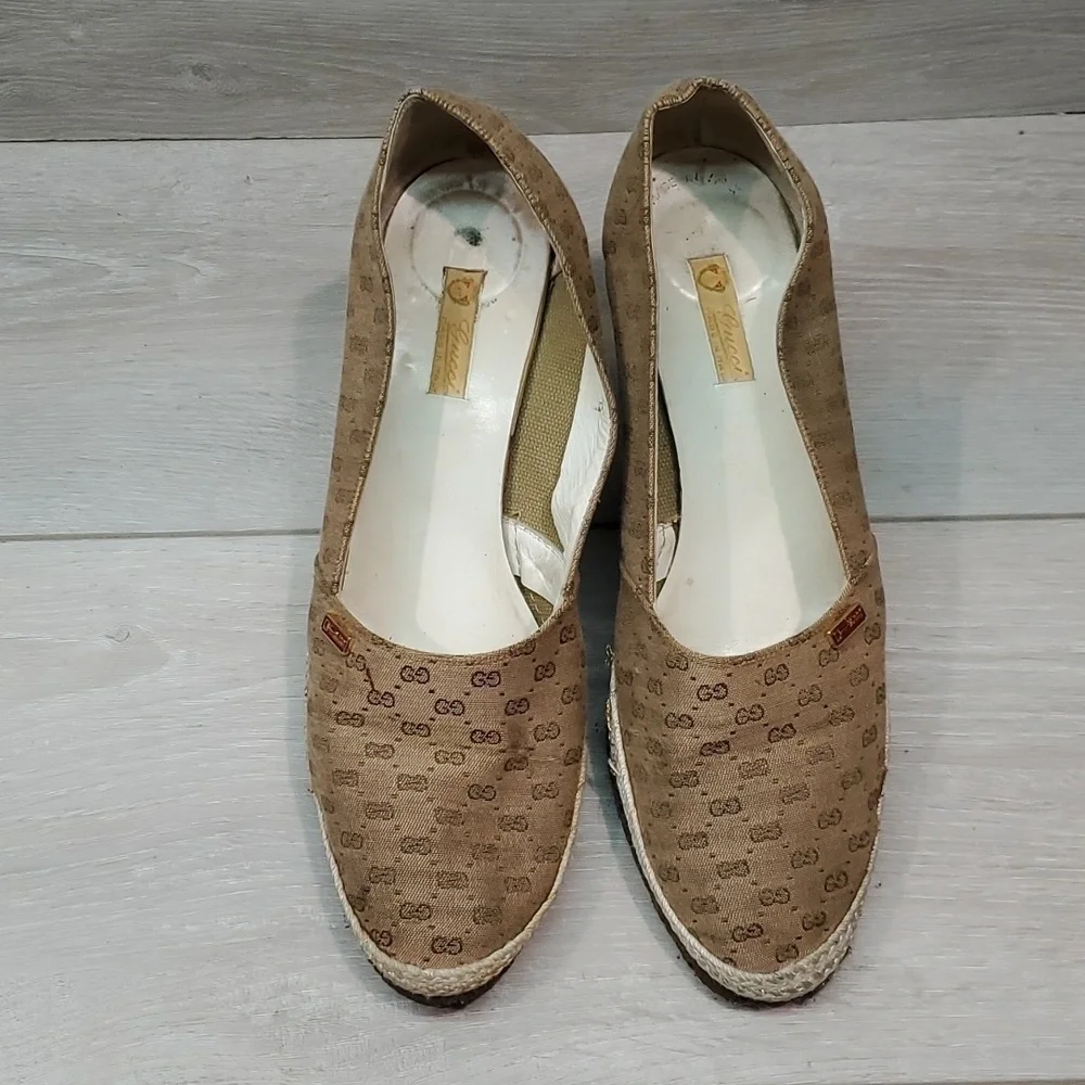 Vintage Gucci Y2K Womens Logo Canvas Pump Wedge Sandals shoes sz 9